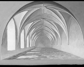 城中城：克罗根与卡隆堡