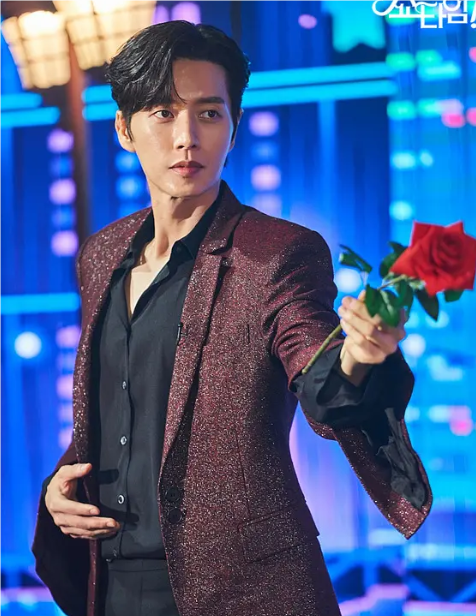 聚光燈下的戲碼